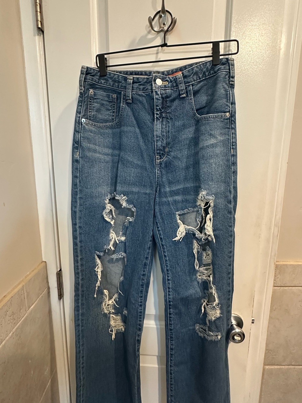 Anthropologie Distressed Blue Women’s High-Rise Ripped Jeans